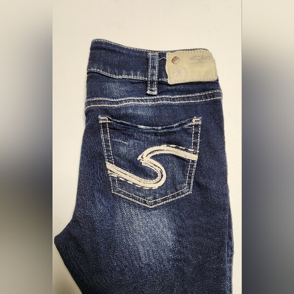 Capri, Silver Jeans Co, SUKI jeans, 30x22.5 - Picture 2 of 6